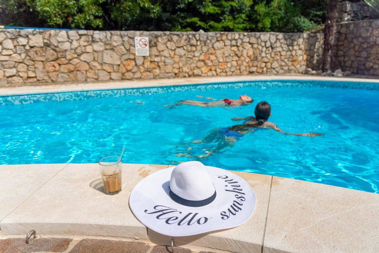Apartments Villa Klaudia - Adults Only Crikvenica Exterior foto