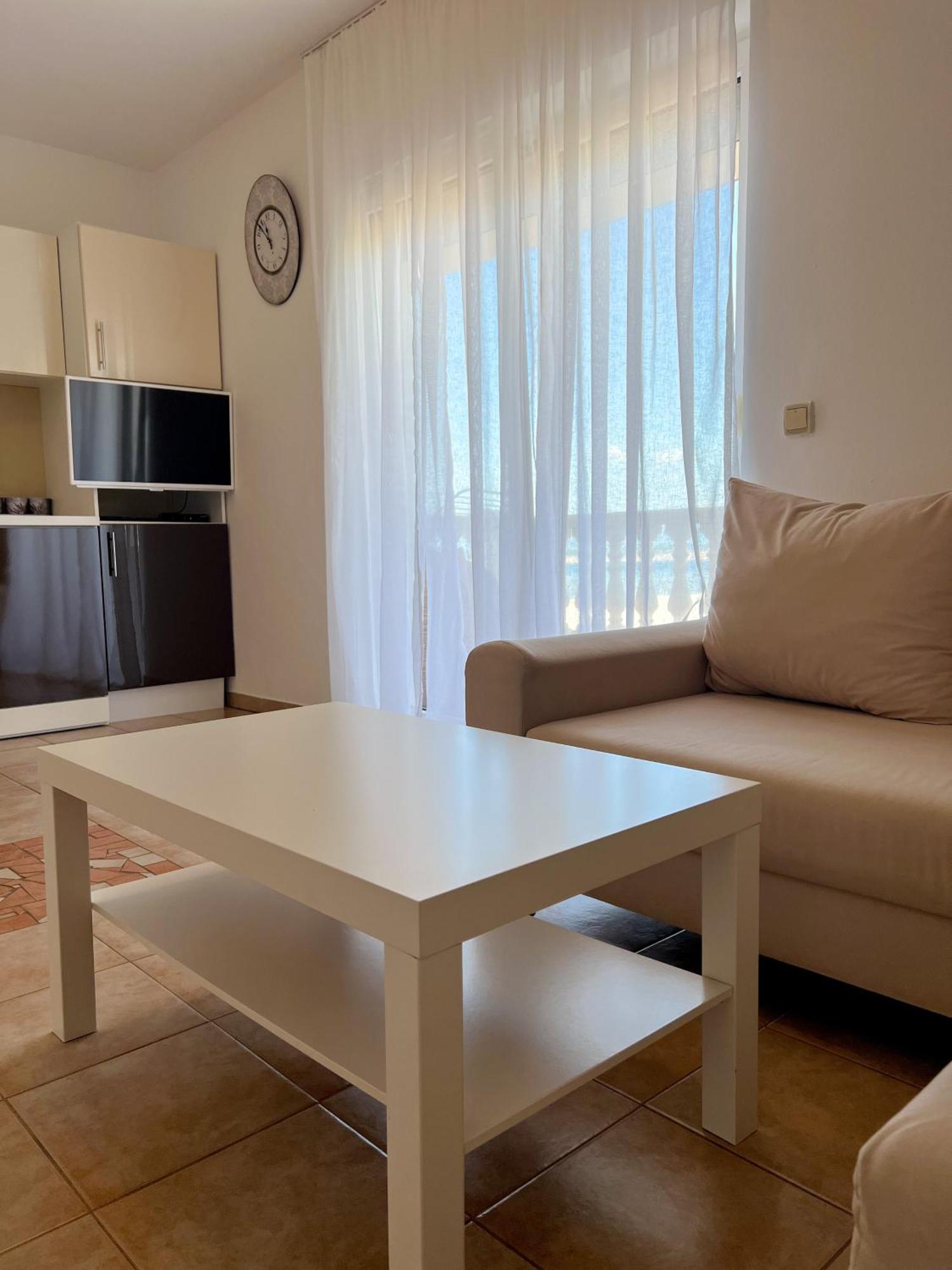 Apartments Villa Klaudia - Adults Only Crikvenica Exterior foto
