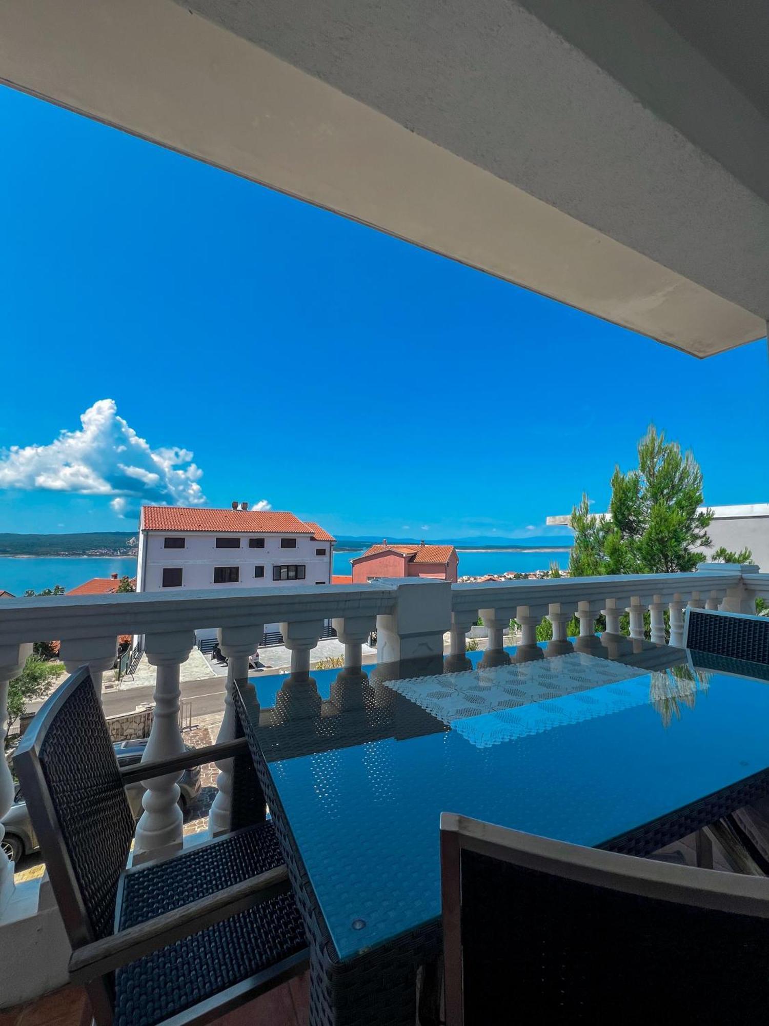 Apartments Villa Klaudia - Adults Only Crikvenica Exterior foto